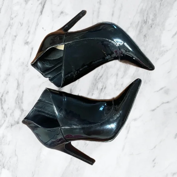 Zara black patent faux leather ankle boots | Heels | 38 | 7.5 - Picture 3 of 7